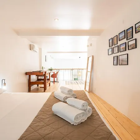 San Diego - Bright And Colourful Loft With Cathedral View Apartment